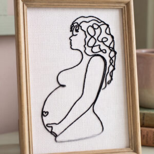 Kit de point de croix "LINE ART EN ATTENDANT BEBE" - Marie Coeur