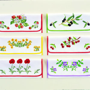 Country floral garland napkin pouches - Margot Broderie