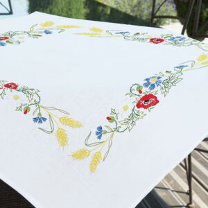 "Field Flowers" embroidery table overlay - Brodélia
