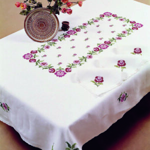 Bagatelle embroidery tablecloth - Margot Broderie
